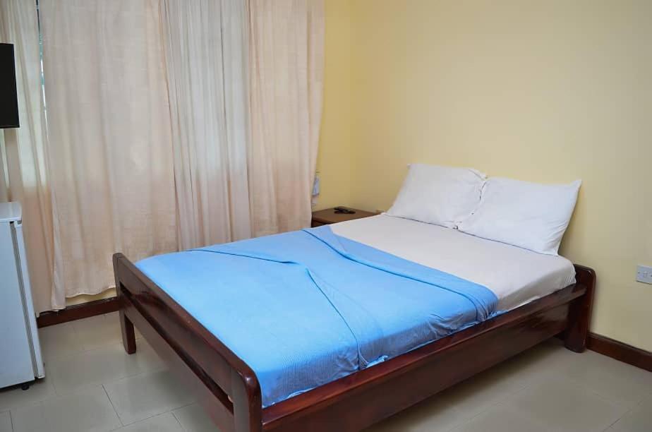 Hotel Loreto Cape Coast Exteriör bild