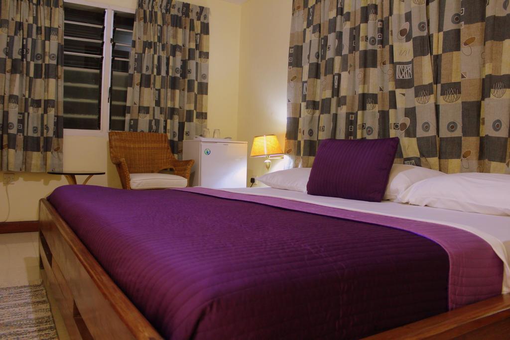 Hotel Loreto Cape Coast Exteriör bild