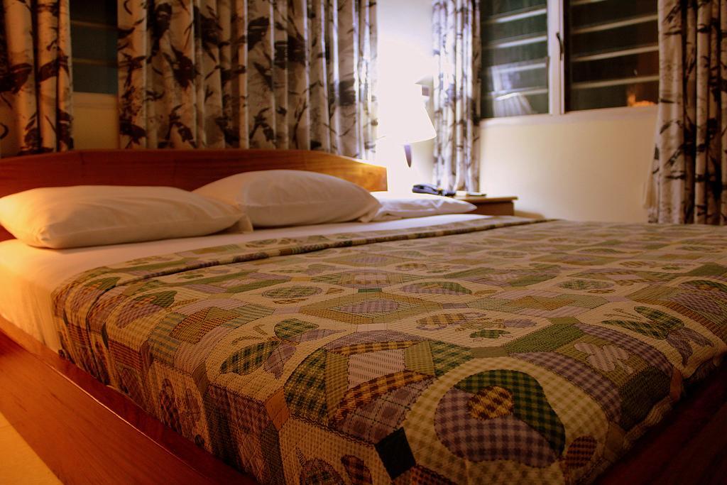 Hotel Loreto Cape Coast Exteriör bild