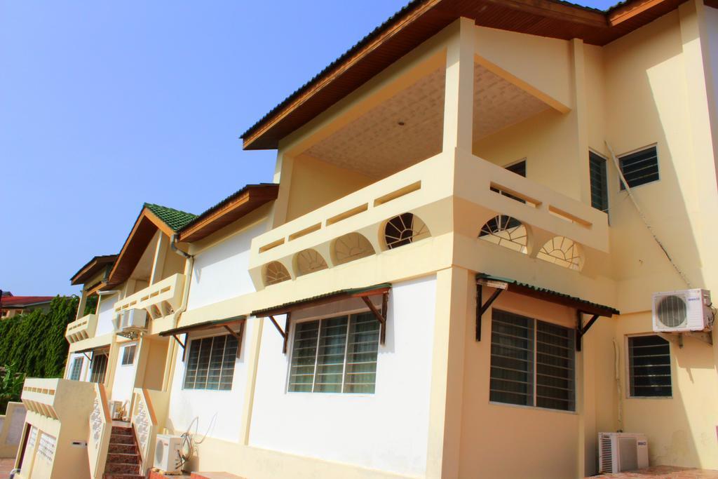 Hotel Loreto Cape Coast Exteriör bild