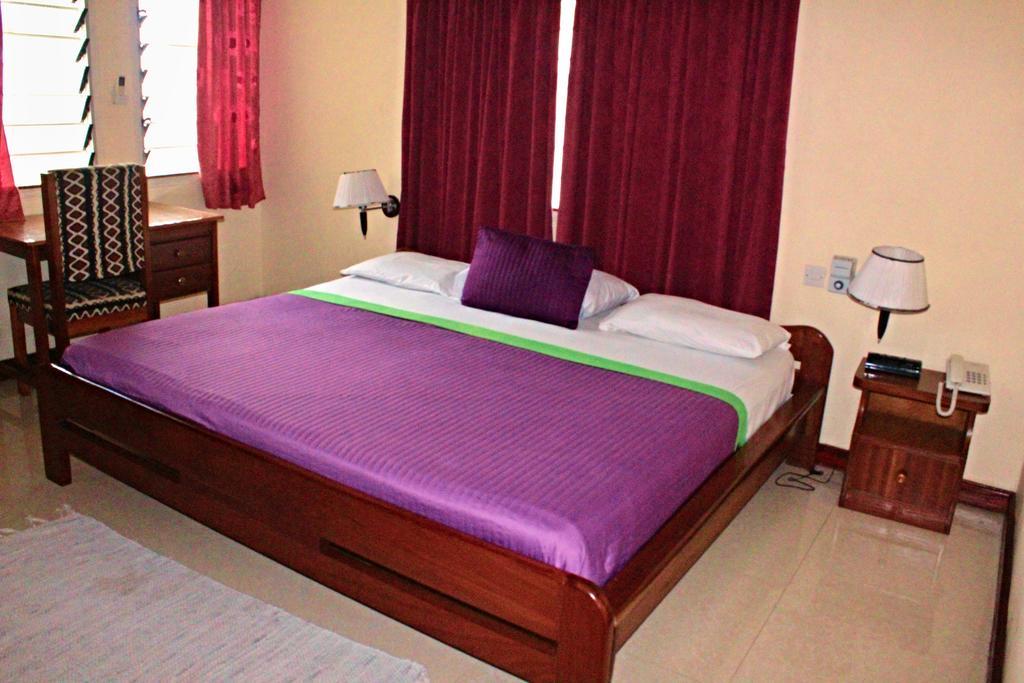 Hotel Loreto Cape Coast Exteriör bild